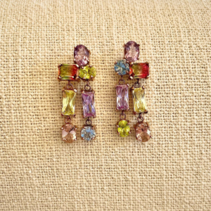 Balancing earrings